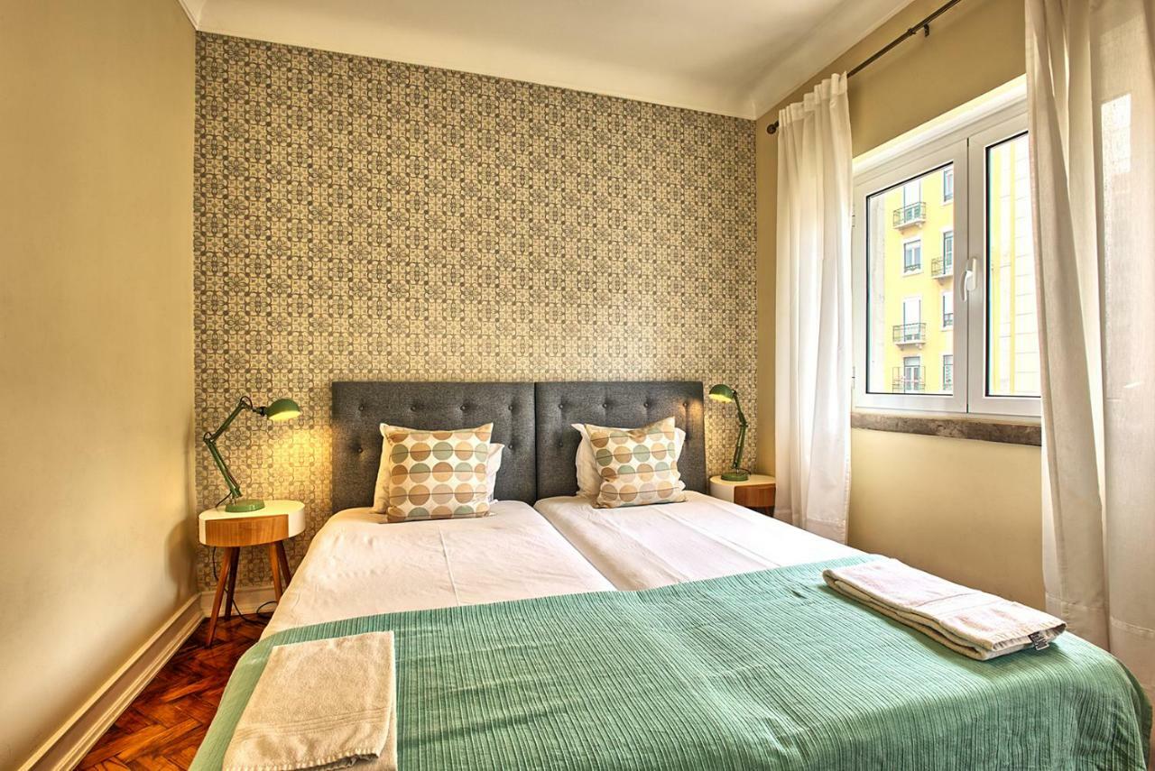 Lejlighed Almirante 3-four Bedrooms Lisboa