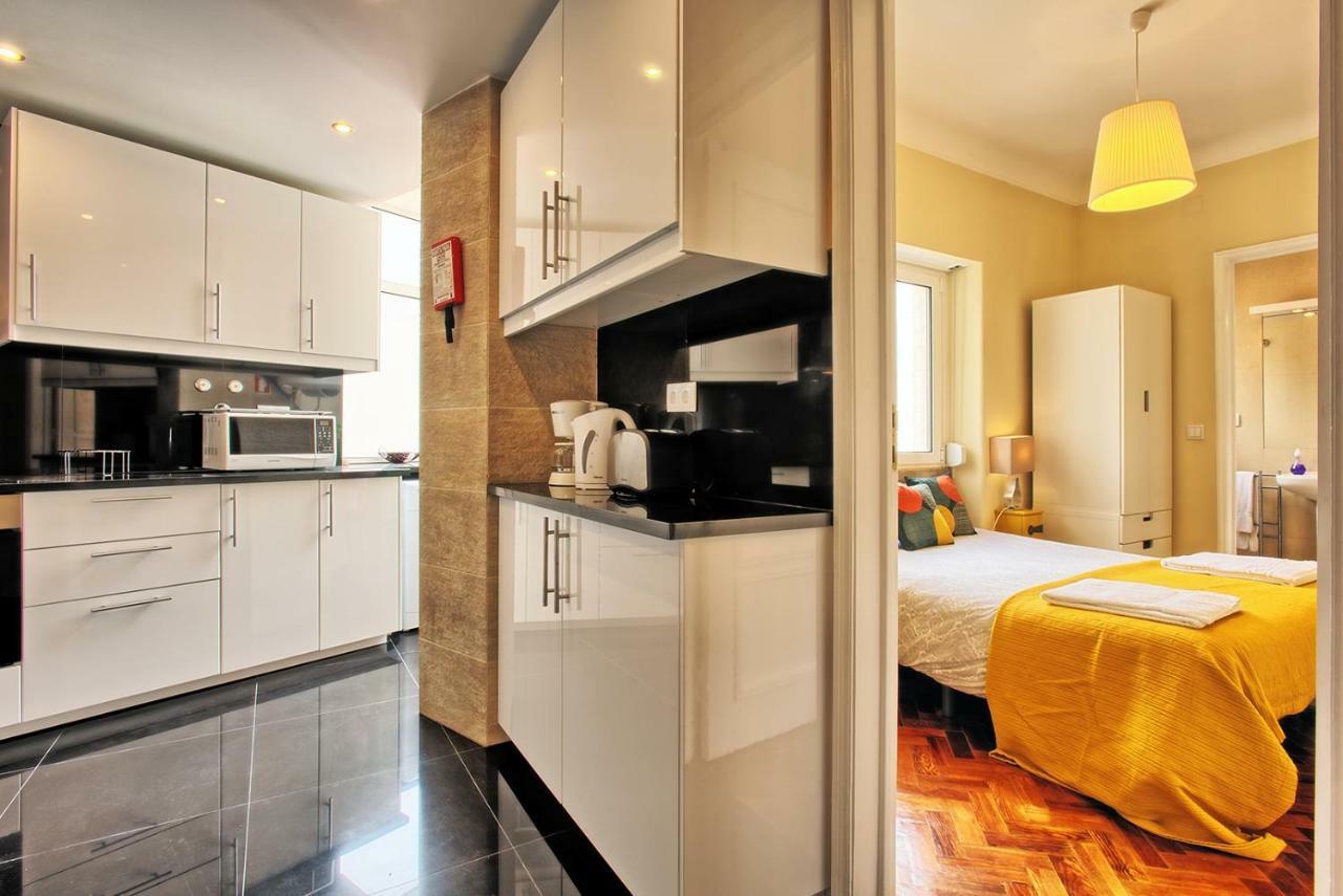 Lejlighed Almirante 3-four Bedrooms Lisboa