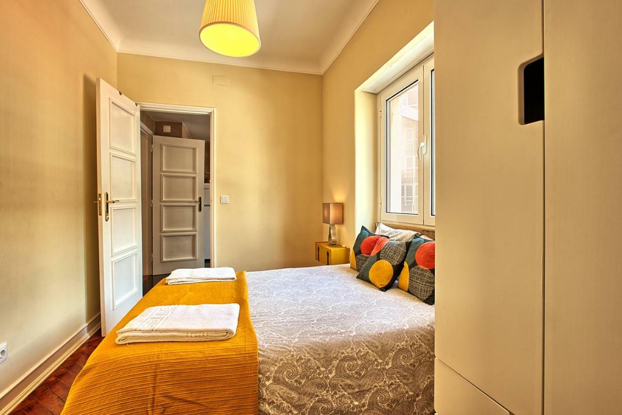 Lejlighed Almirante 3-four Bedrooms Lisboa
